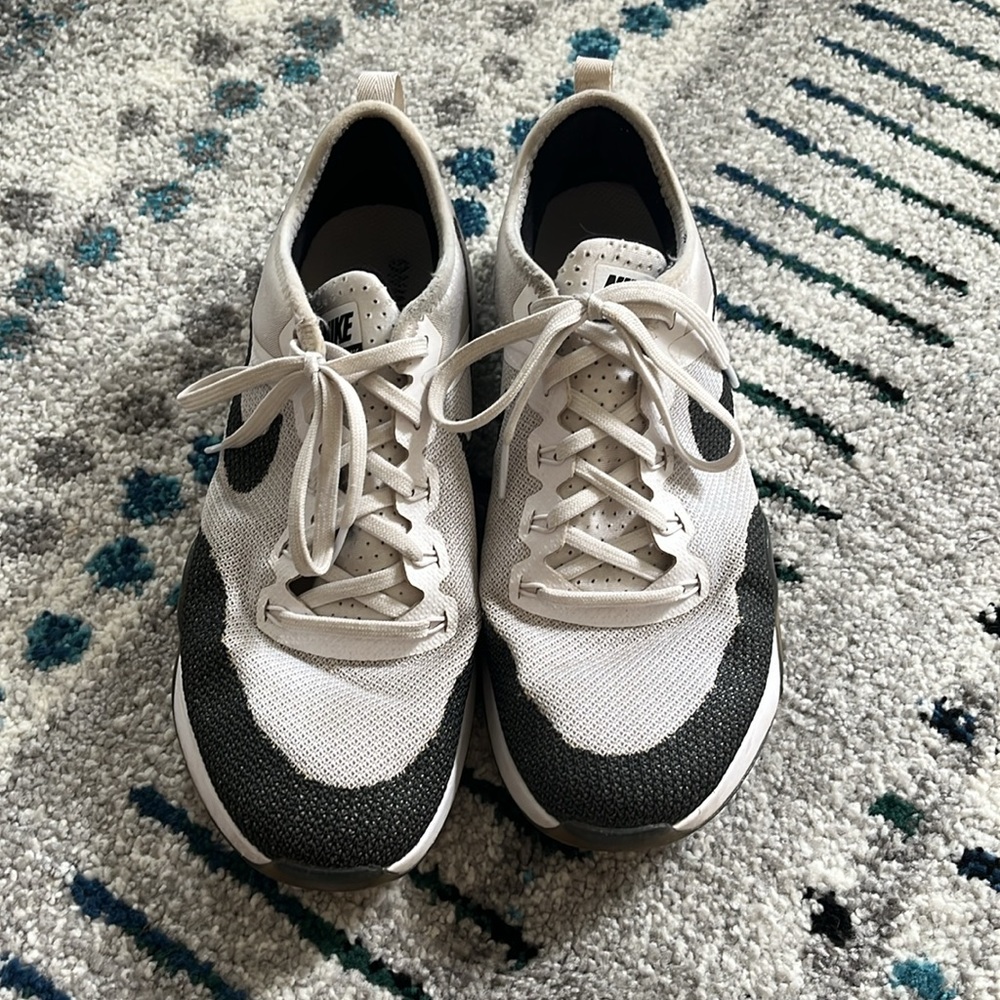 Nike Zoom Dynamic - Picture 2 of 6